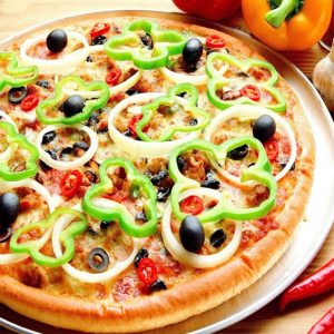 Cheesy-Vegetable-Pizza